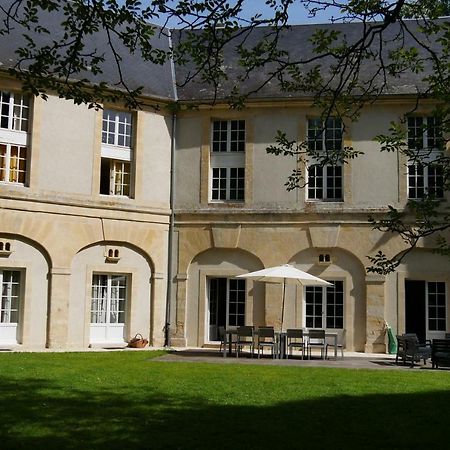 Château de Tilly-sur-Seulles Extérieur photo