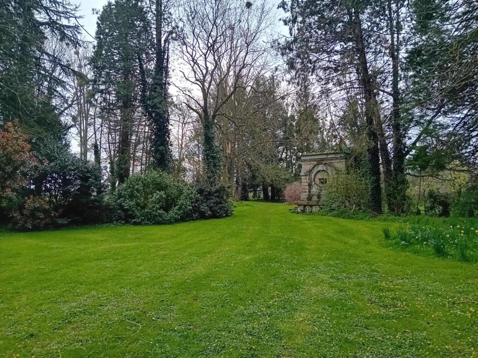 Château de Tilly-sur-Seulles Extérieur photo