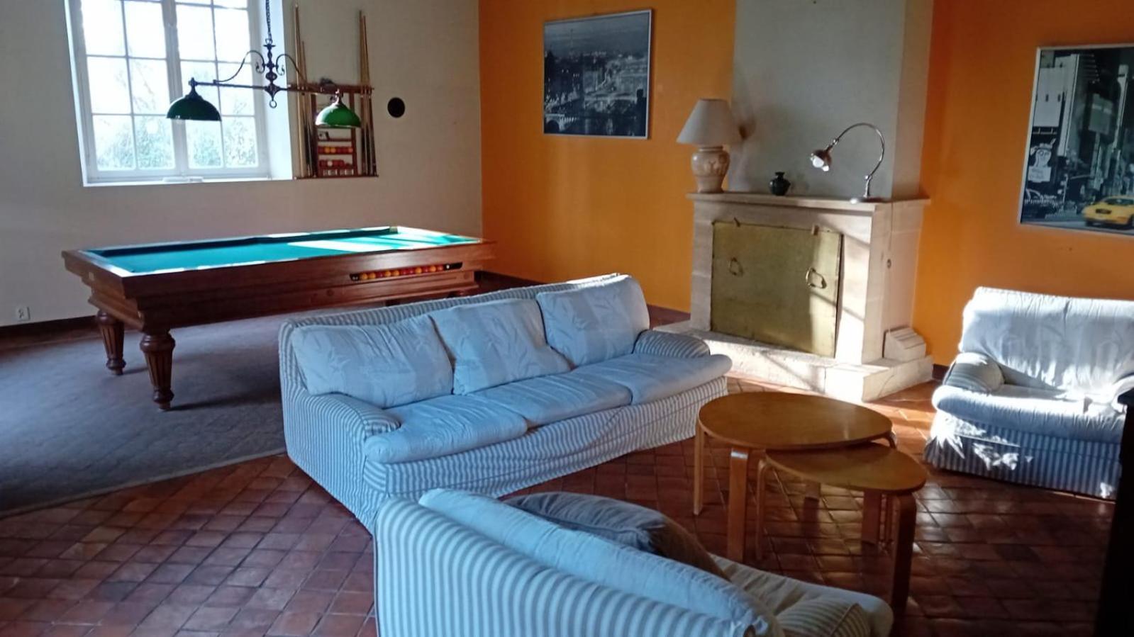 Château de Tilly-sur-Seulles Extérieur photo