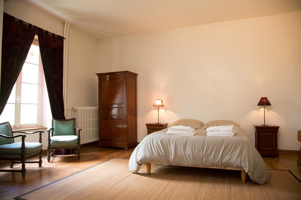 Château de Tilly-sur-Seulles Extérieur photo